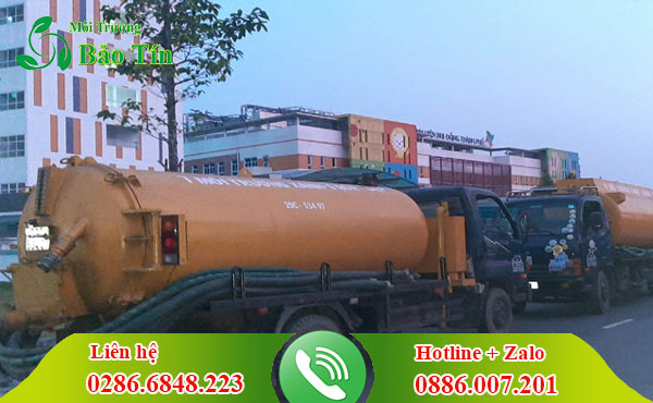 Hút bùn vi sinh Quận Tân Phú vận chuyển uy tín chuyên nghiệp