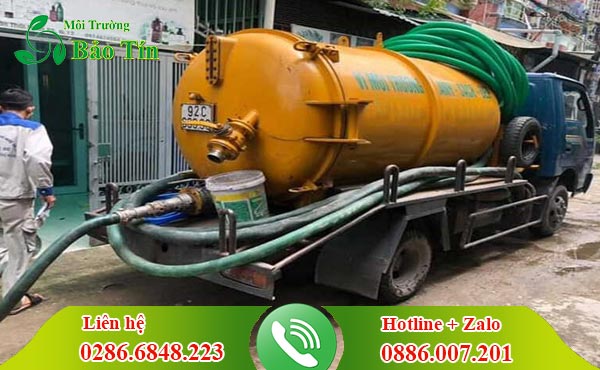 Hút hầm cầu huyện Mộc Hóa giá rẻ khoán trọn gói.