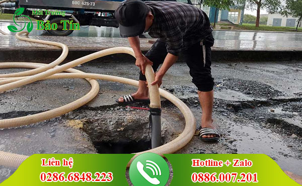 Thông cống nghẹt huyện Phú Tân giá rẻ 24/24