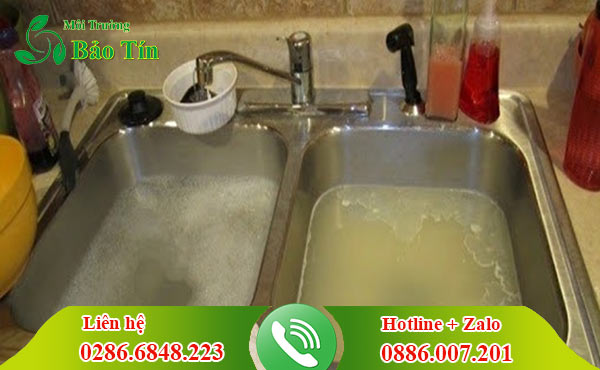Bồn rửa chén bị trào ngược xử lý như thế nào?