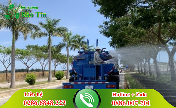 Dịch vụ cho thuê xe tưới cây TP.HCM
